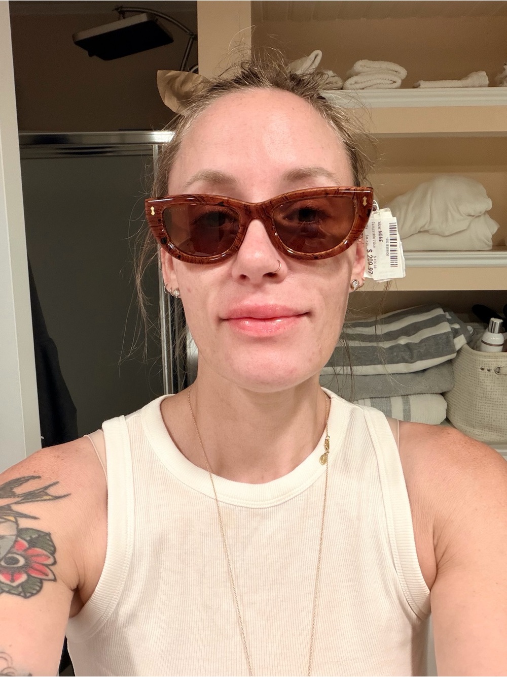 Gucci GG1521S Cat-Eye Sunglasses NWT $490 - Picture 10 of 11